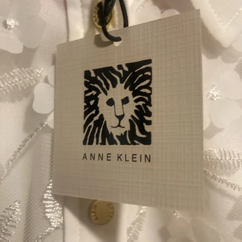 Anne Klein Blouse - Picture 12 of 12